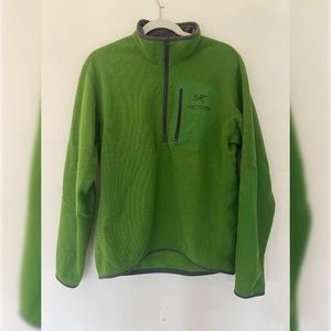 Throwback Arcteryx Pull-over sweater